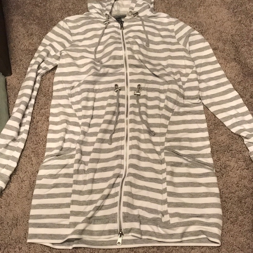 A pea in the pod maternity zip up hoodie/jacket